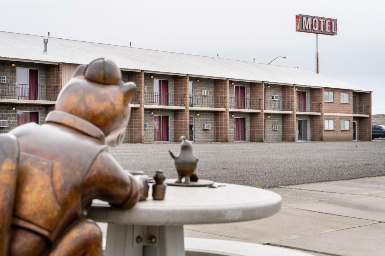 M&M Motel Connell Exteriér fotografie